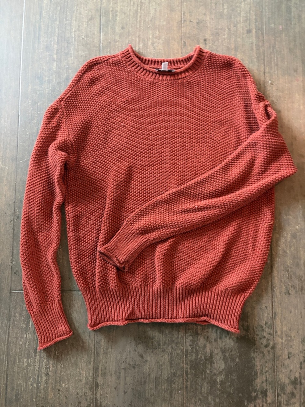 Jessica Simpson Women’s Rust Crewneck Knit Sweater